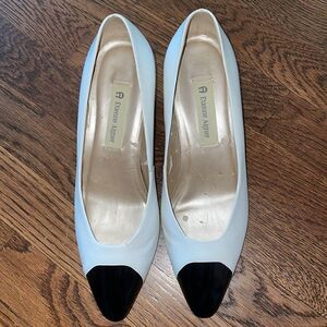 Etienne Aigner white & black Spectator pumps/heels
